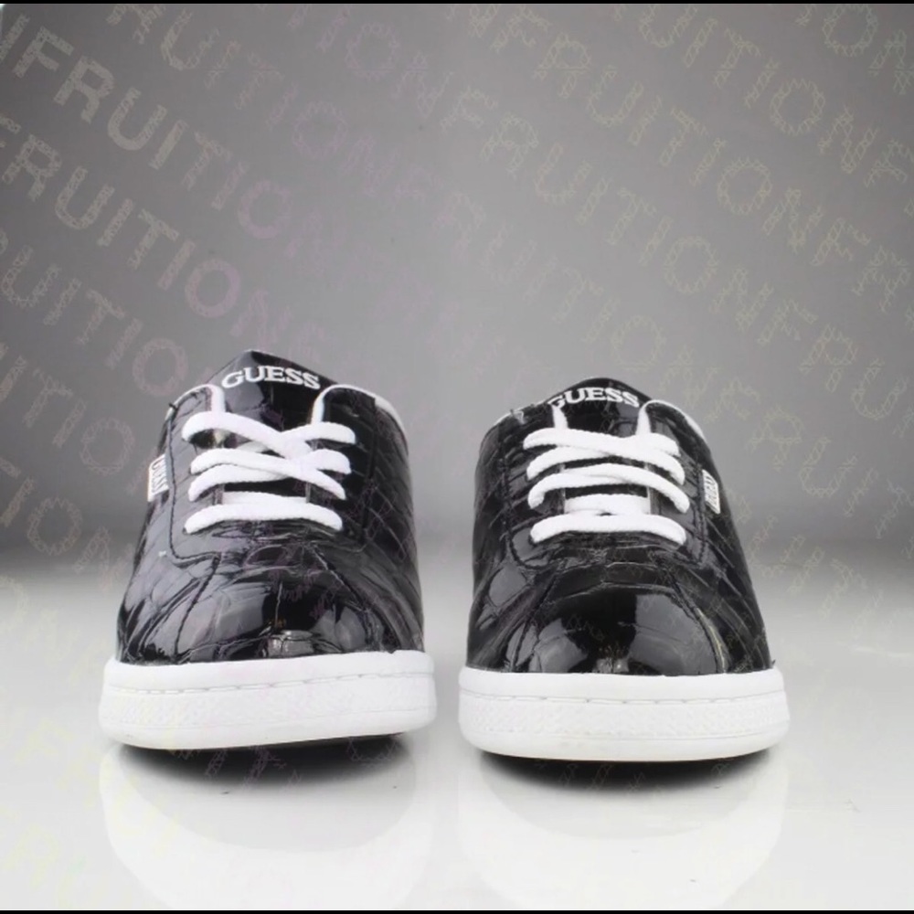 FRUITION NDA: GUESS CROCK CLASSIC, US 5.5